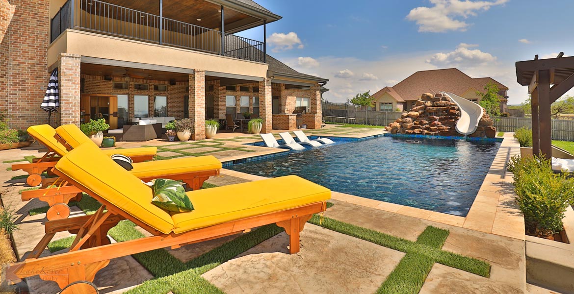 Clift Divers Pool